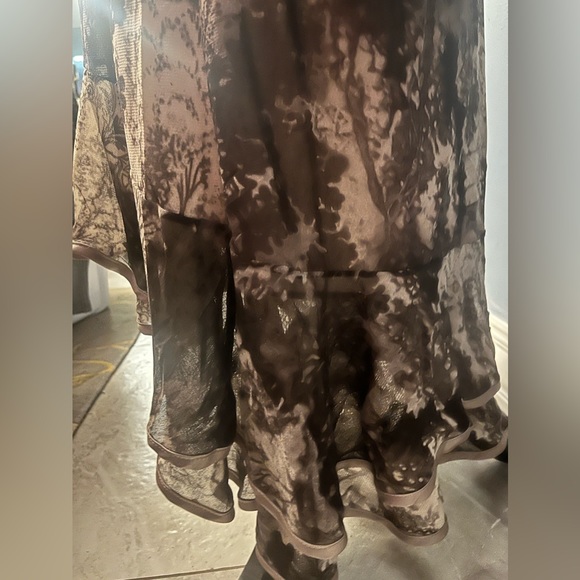 NWT Beautifully Flowing Brown Printed Skirt Longer in the Back!! - Picture 5 of 13